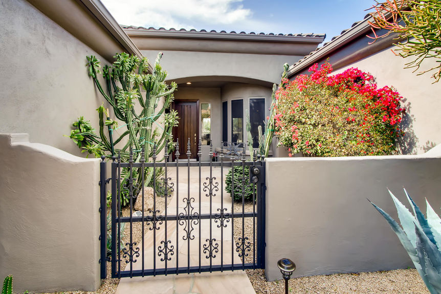 2746 N Estrada Mesa AZ 85207-large-005-002-Exterior Front Entry-1500×1000-72dpi