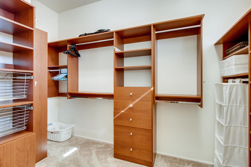 2746 N Estrada Mesa AZ 85207-large-021-020-Master Bedroom Closet-1500×1000-72dpi