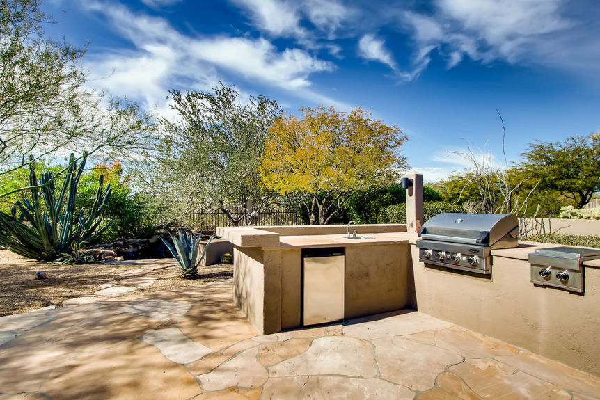 2746 N Estrada Mesa AZ 85207-large-032-031-Built In Barbeque-1500×1000-72dpi