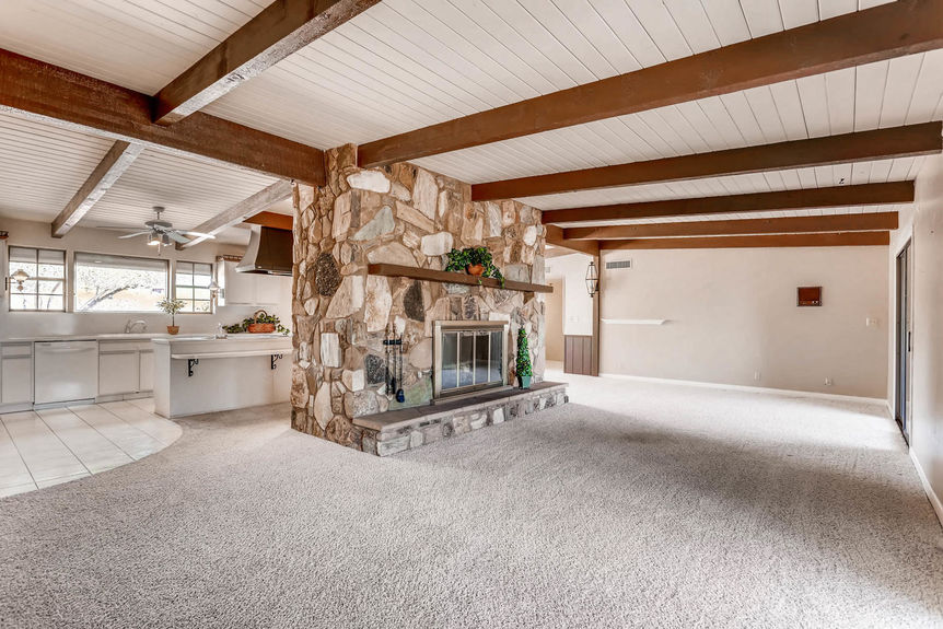 3040 N Hawes Road Mesa AZ-large-011-11-Family Room-1500×1000-72dpi