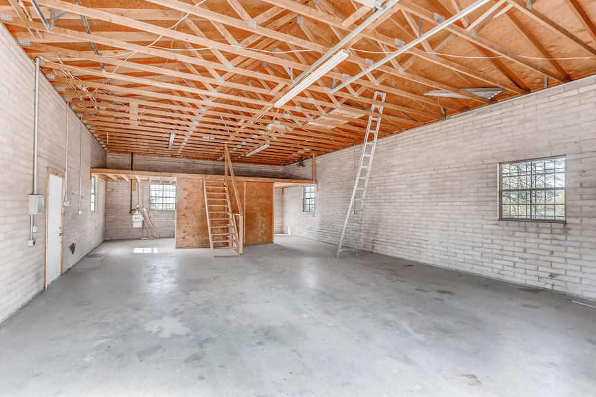 3040 N Hawes Road Mesa AZ-large-022-14-RV Garage-1500×1000-72dpi