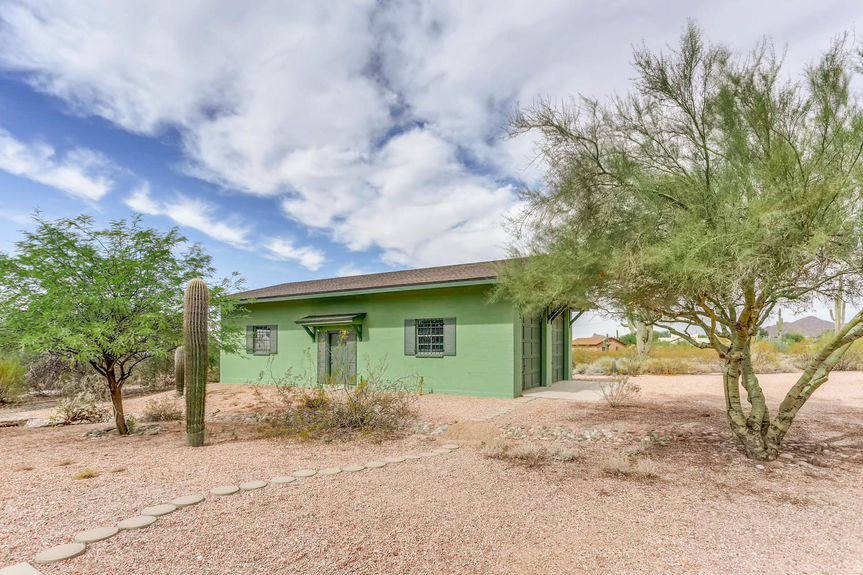 3040 N Hawes Road Mesa AZ-large-028-28-Garage-1500×1000-72dpi