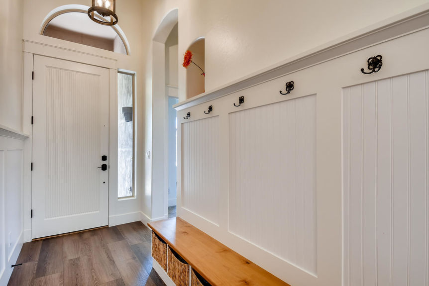 3055 N Red Mountain 175 Mesa-large-005-002-Foyer-1500×1000-72dpi