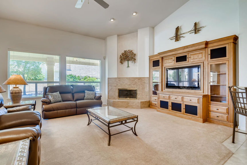 6363 W Dublin Lane Chandler AZ-large-005-001-Living Room-1500×1000-72dpi