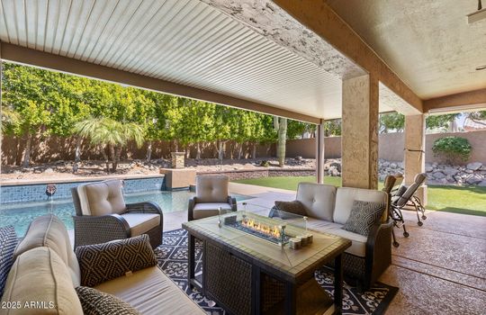Omega-patio