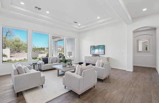 6-web-or-mls-E Trailridge Cir 8-S0310-006