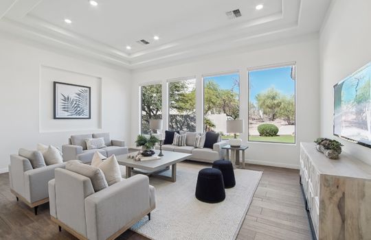 7-web-or-mls-E Trailridge Cir 8-S0310-007