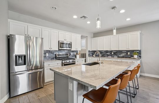 12-web-or-mls-E Twister Ave-S2801-012