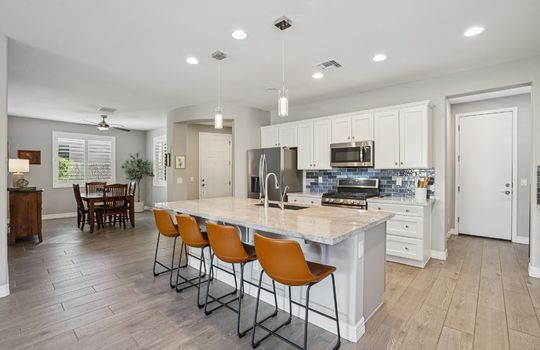 16-web-or-mls-E Twister Ave-S2801-016