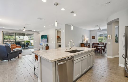 17-web-or-mls-E Twister Ave-S2801-017