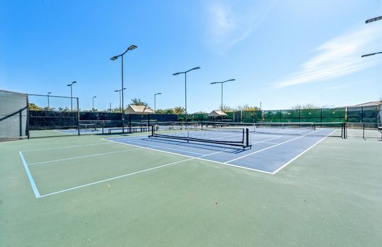 49-web-or-mls-E Twister Ave-2801-907