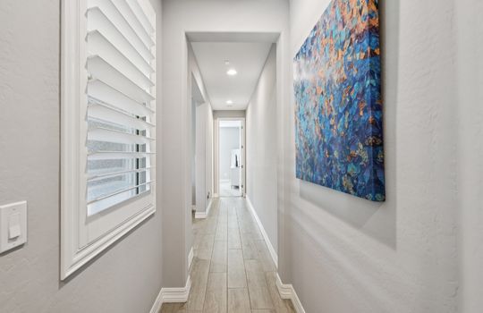 5-web-or-mls-E Twister Ave-S2801-005