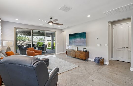 8-web-or-mls-E Twister Ave-S2801-008