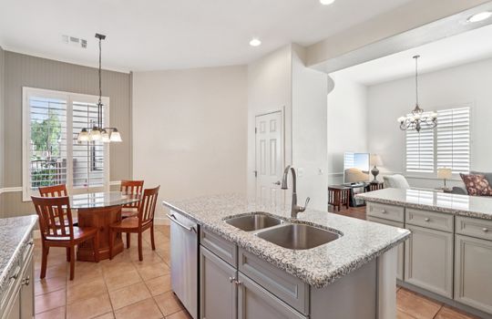 14-web-or-mls-E Eagle Crest Dr-S2802-014