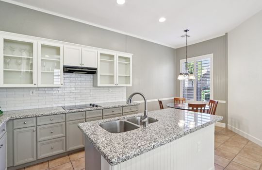 15-web-or-mls-E Eagle Crest Dr-S2802-015