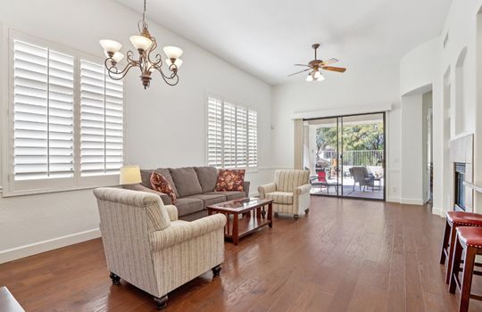 9-web-or-mls-E Eagle Crest Dr-S2802-009