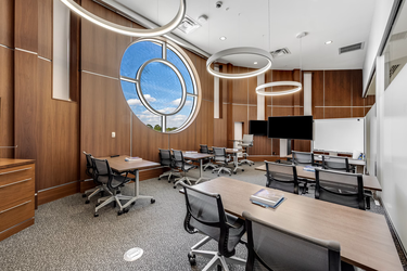 1050-Satcom-Ln-Melbourne-FL-Interior-Photo-20-LargeHighDefinition