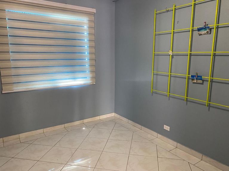 WhatsApp Image 2025-01-13 at 10.16.18 PM (4)