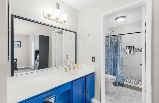 7-5327 E Nisbet Rd-27