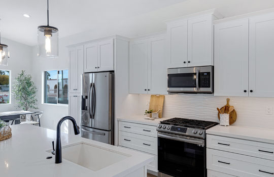 2345 N 28th Pl-11