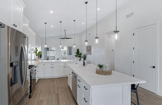 2345 N 28th Pl-12