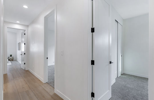 2345 N 28th Pl-18