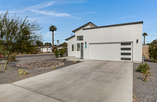 2345 N 28th Pl-2