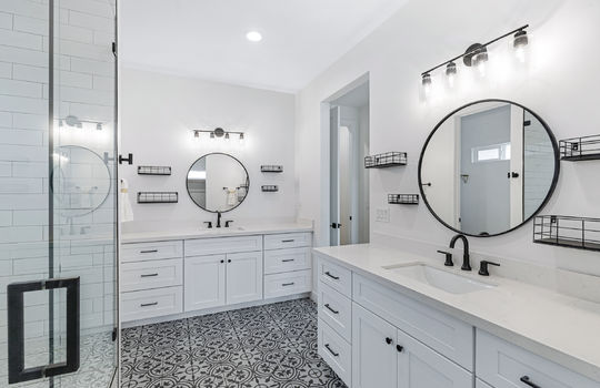 2345 N 28th Pl-25