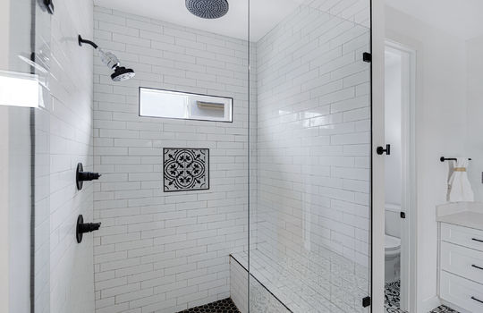 2345 N 28th Pl-26