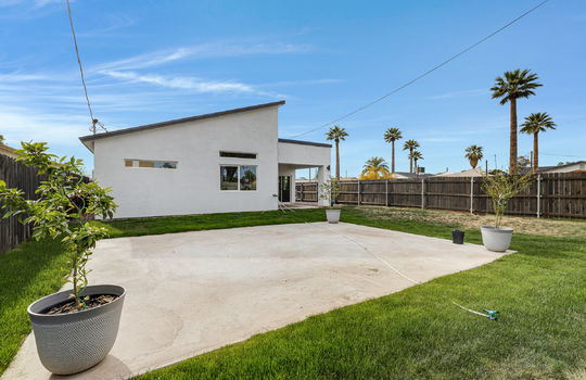 2345 N 28th Pl-31