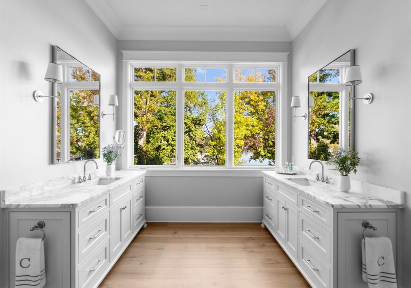 Green Dolphin Ln_Int-24