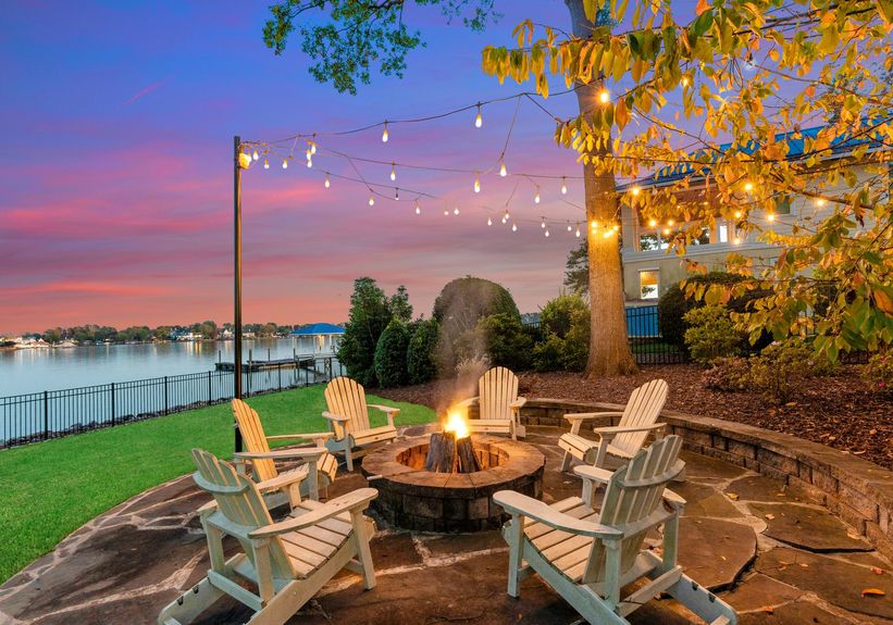 Green Dolphin Ln_Twilight-11