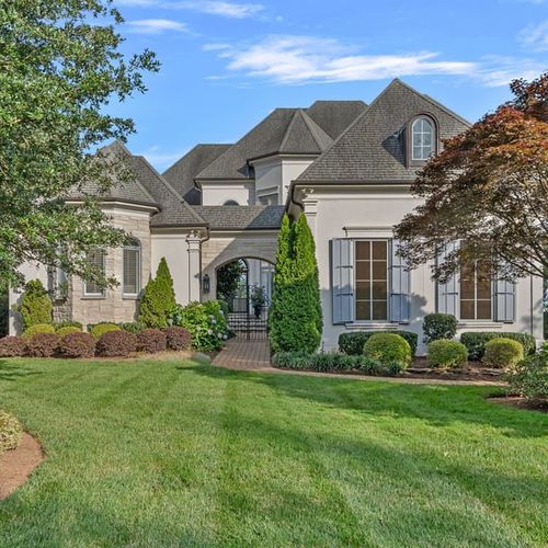 Why Luxury Home Sellers Should Consider a Pre-Listing Inspection