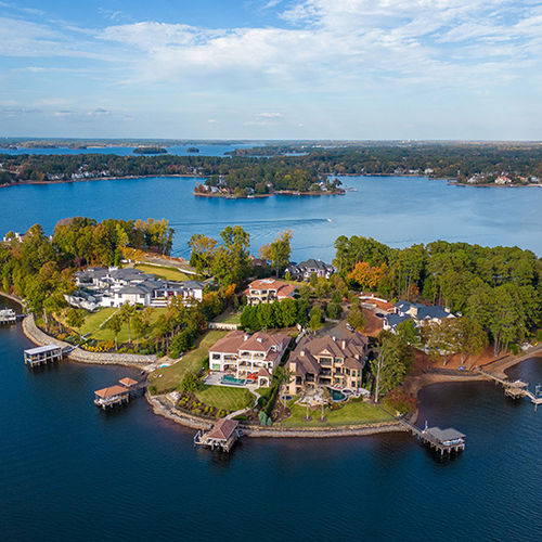 Cornelius vs. Mooresville: Which Lake Norman Community Fits Your Life?