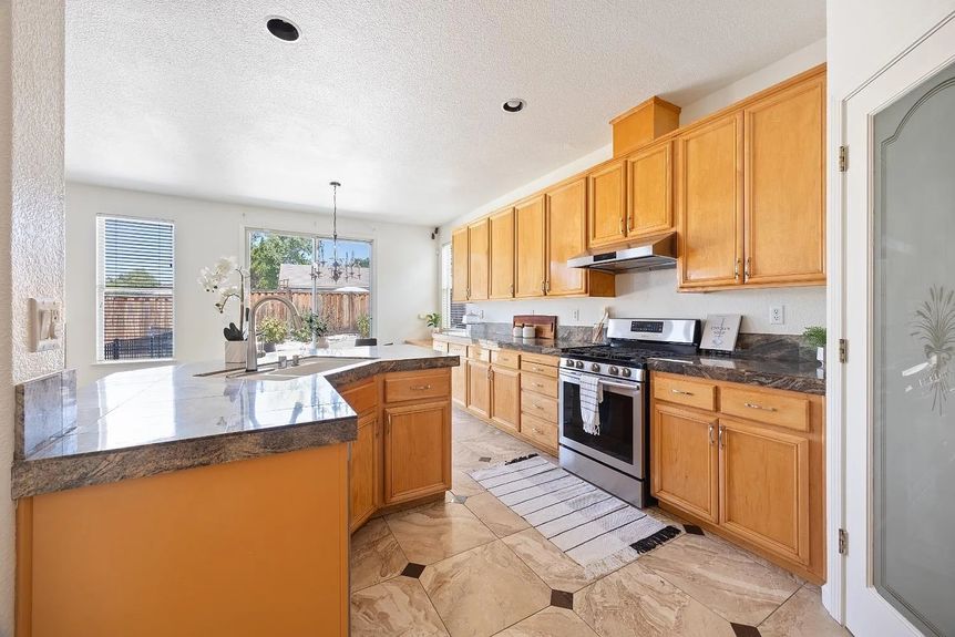 103 Storms Court, Folsom CA 95630 (14)