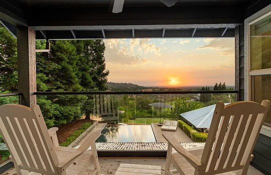 3728266f1fea4eb541eb381704bd55ac-cc_ft_768