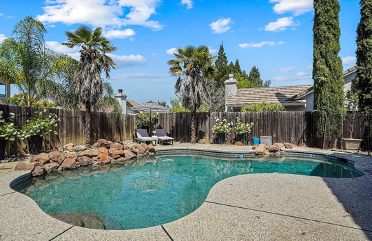 3d3194fec208721f092b6e4bd65341d7-uncropped_scaled_within_1536_1152