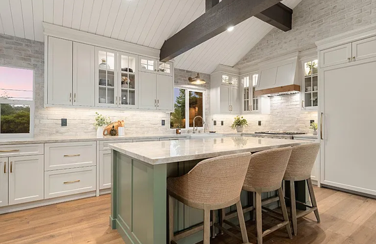 cb017fc21e67aa3a60c4aa7bcda8f212-cc_ft_768