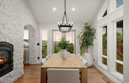 ff7c59290fb81f6c78dc97607e08fc0f-cc_ft_1536