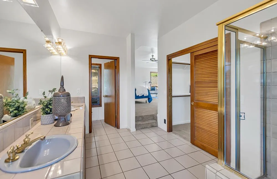 05f12d1fe025bd621e6a11e35314cba3-uncropped_scaled_within_1536_1152