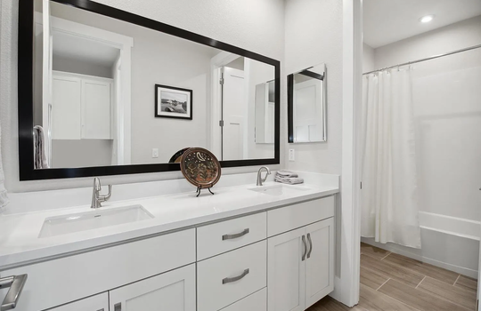 0da739c06926cca8854426f8998f33ee-uncropped_scaled_within_1536_1152