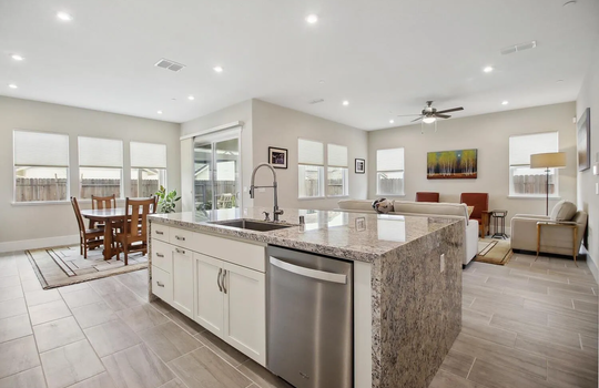 17eeb91f77af35f65801d923479abf45-uncropped_scaled_within_1536_1152