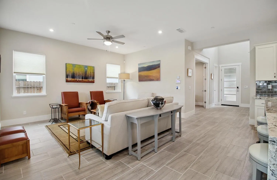 32ec5027d75949554f275946d75c2e47-uncropped_scaled_within_1536_1152