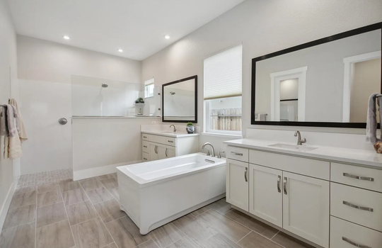 9ed1df925f93e53450522a2e26abdec1-uncropped_scaled_within_1536_1152