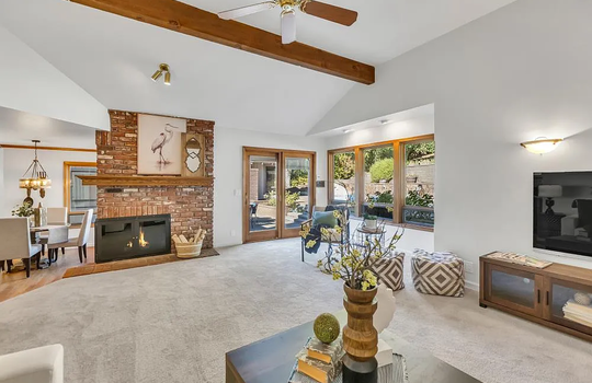 d79dc3a883362e73ea3e9ecd403e5fc0-uncropped_scaled_within_1536_1152