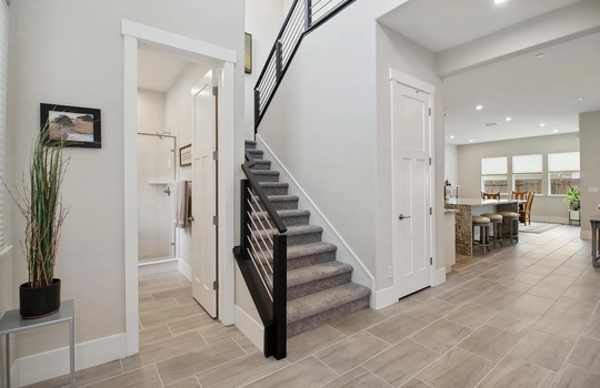 f420027fd6308d3ebcbeb37997c598bd-uncropped_scaled_within_1536_1152