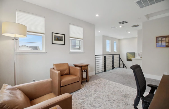 f837cb39fda3a67944346559caf9429a-uncropped_scaled_within_1536_1152