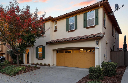 f14717cd9a7cc86c691e81bea7c6d0ea-uncropped_scaled_within_1536_1152