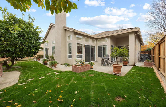 002_ad17b8f8267fb7f2d47c54f86ede1091-uncropped_scaled_within_1536_1152