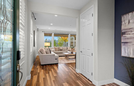 003_5c537d2e54cd4108bf66d0119353a737-uncropped_scaled_within_1536_1152